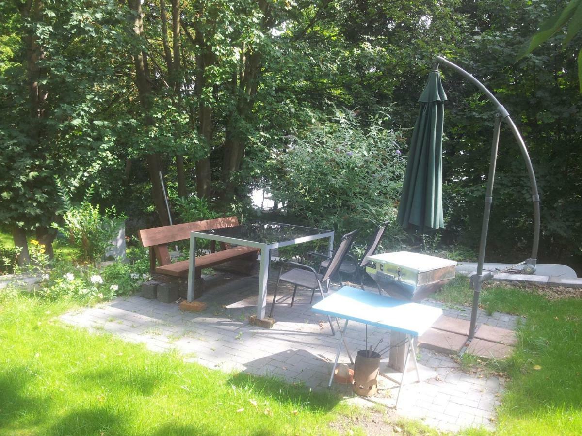 Fewo 1 Waren Mueritz - Haus Buchen Am Tiefwarensee - 1 Zi Luaran gambar